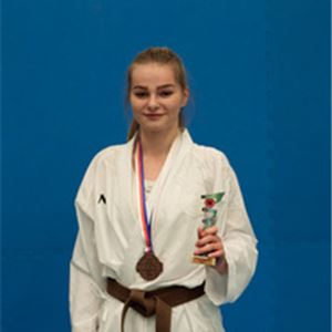 Elen Kozlová 3. místo kumite juniorka +59kg